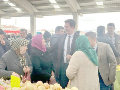 Cumhuriyet Halk Partisi Milletvekili adayı Yüksek Mimar Anıl Halis Akar