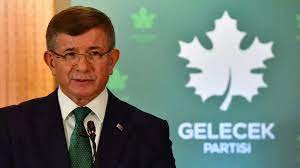 Gelecek Partisi Kurucular Kurulu üyesi 11 isim parti politikalarının gidişatını “ideolojiler mezarlığına” dönüştüğünü öne sürerek istifa etti.