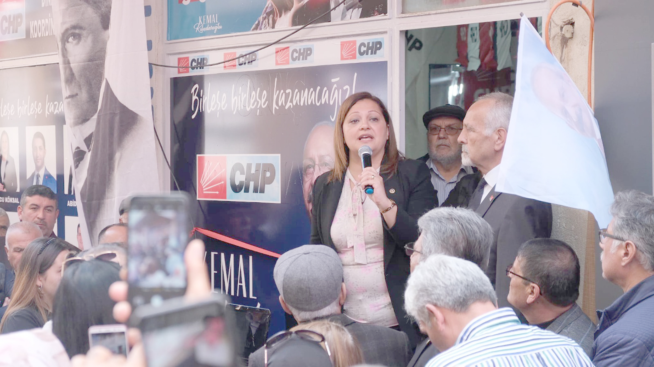 CHP Afyonkarahisar Milletvekili ve 1. Sıra Milletvekili Adayı Av. Burcu