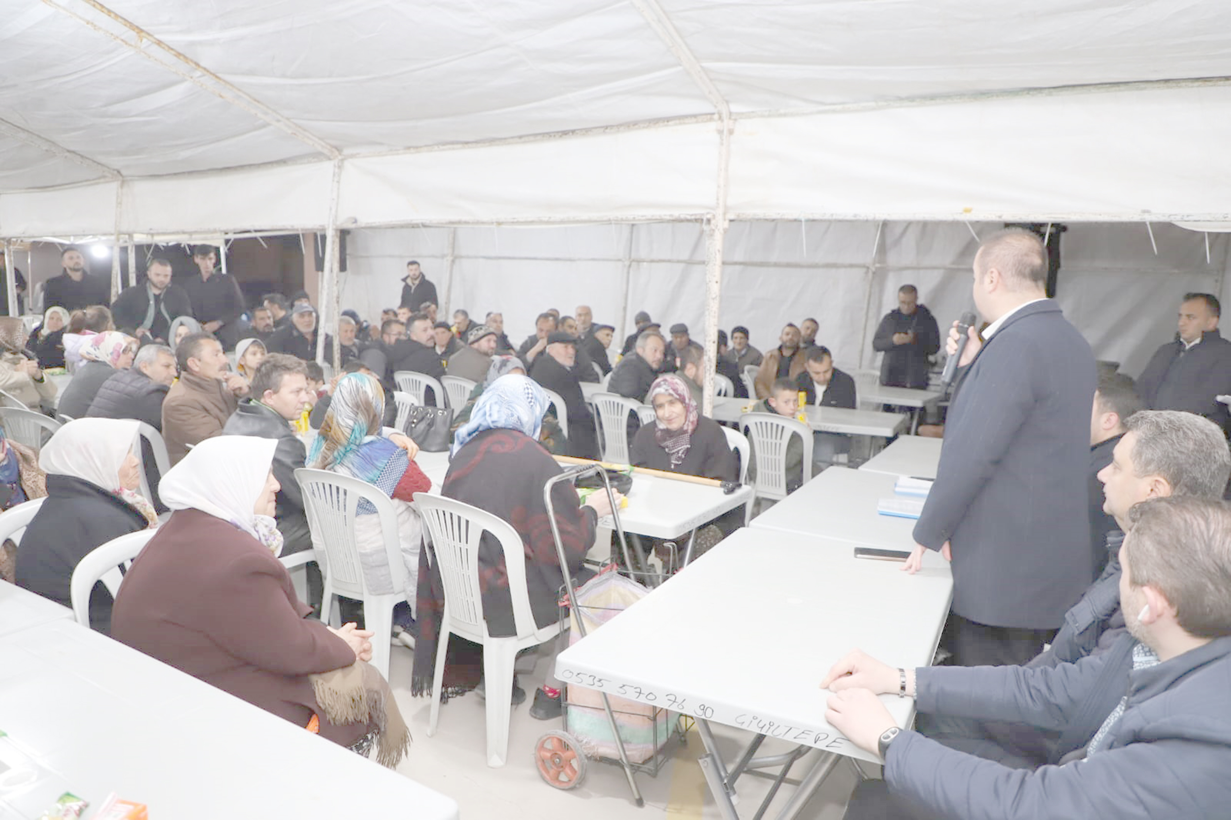 AK Parti Afyonkarahisar İl Başkanı Mahalle buluşmalarına katıldı. Başkan Uluçay