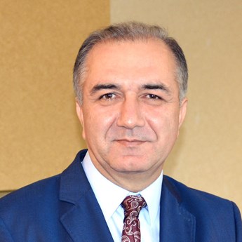 Afyonkarahisar İYİ Parti Milletvekili adayı Mustafa Enis Arabacı şehrin öncelikli