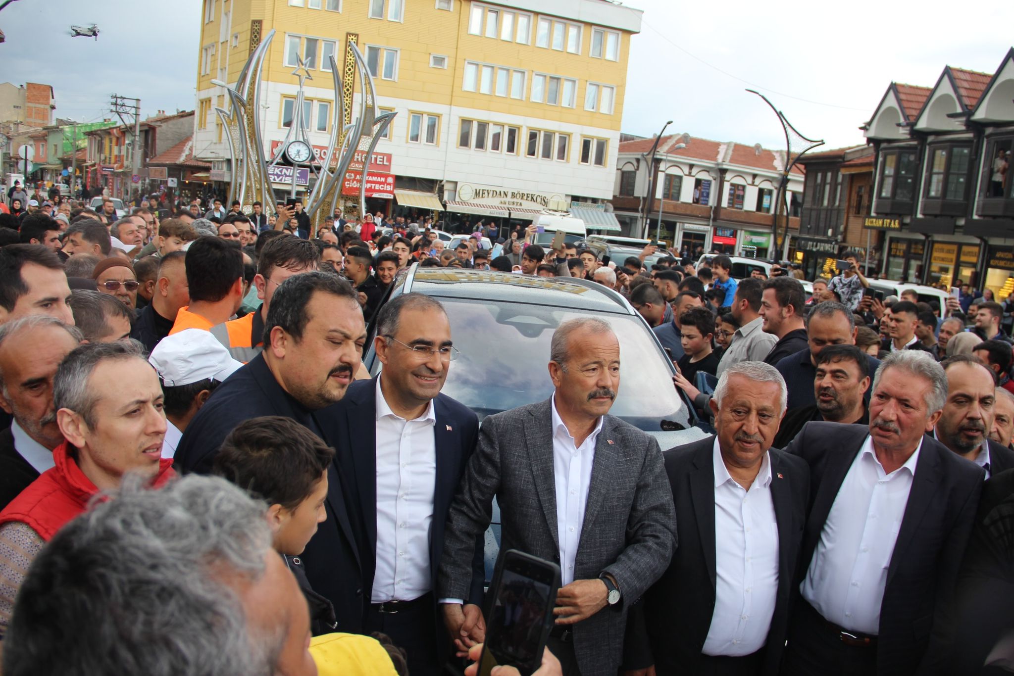 AFYONKARAHİSAR (AA) – Türkiye'nin yerli otomobili Togg, Afyonkarahisar'ın Bolvadin ilçesinde