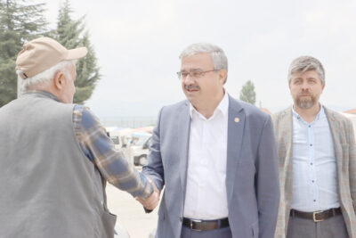   Afyonkarahisar’ın ilçelerinde ve beldelerinde vatandaşlarla buluşan AK Parti Afyonkarahisar