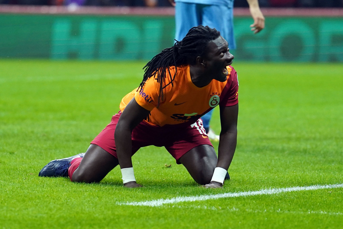 Galatasaray’da Bafetimbi Gomis, sarı-kırmızılı camiaya veda etti. detaylar gelecek!
