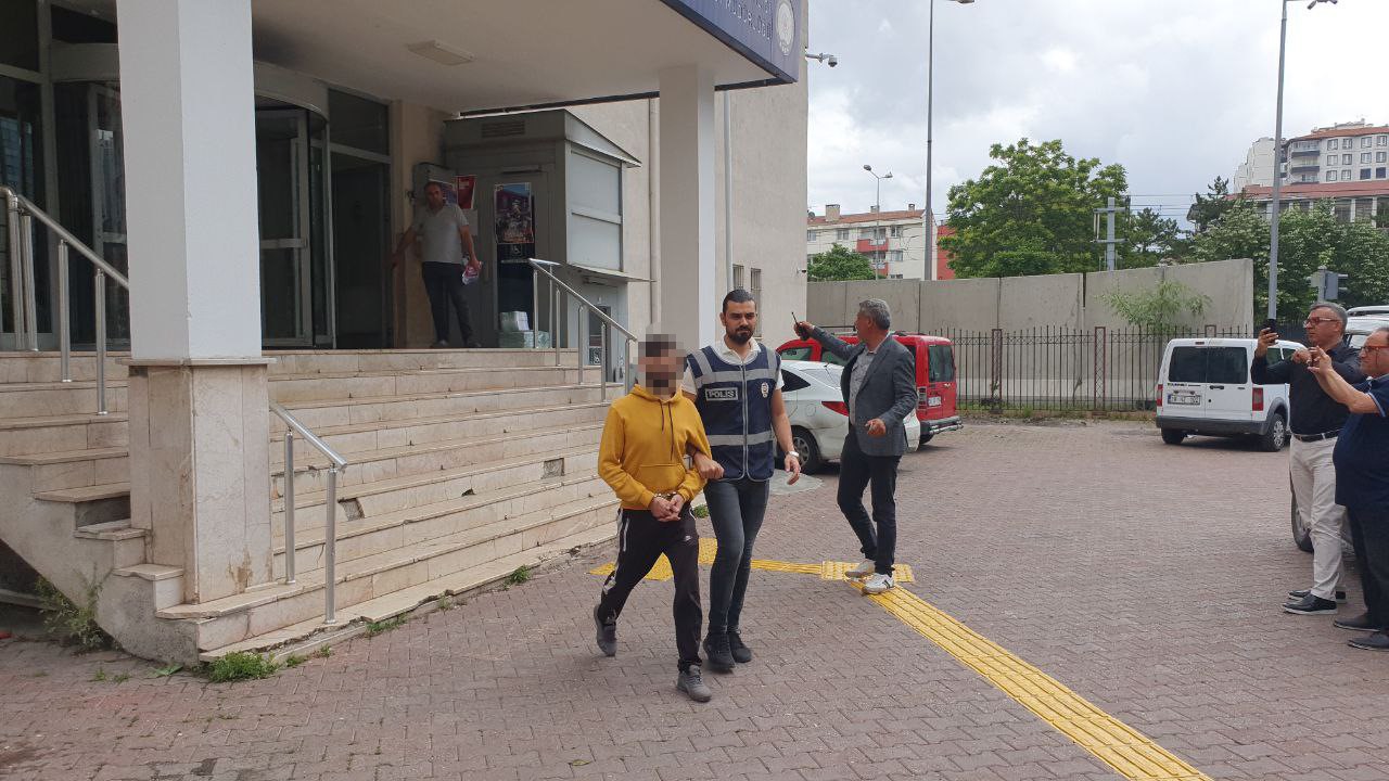 Kayseri’de polis ekipleri tarafından yapılan operasyonda, 30 ilde 95 ayrı