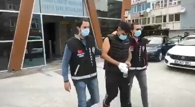 Kocaeli’de 5. kattan şüpheli şekilde düşerek hayatını kaybeden eşcinsel Nefes