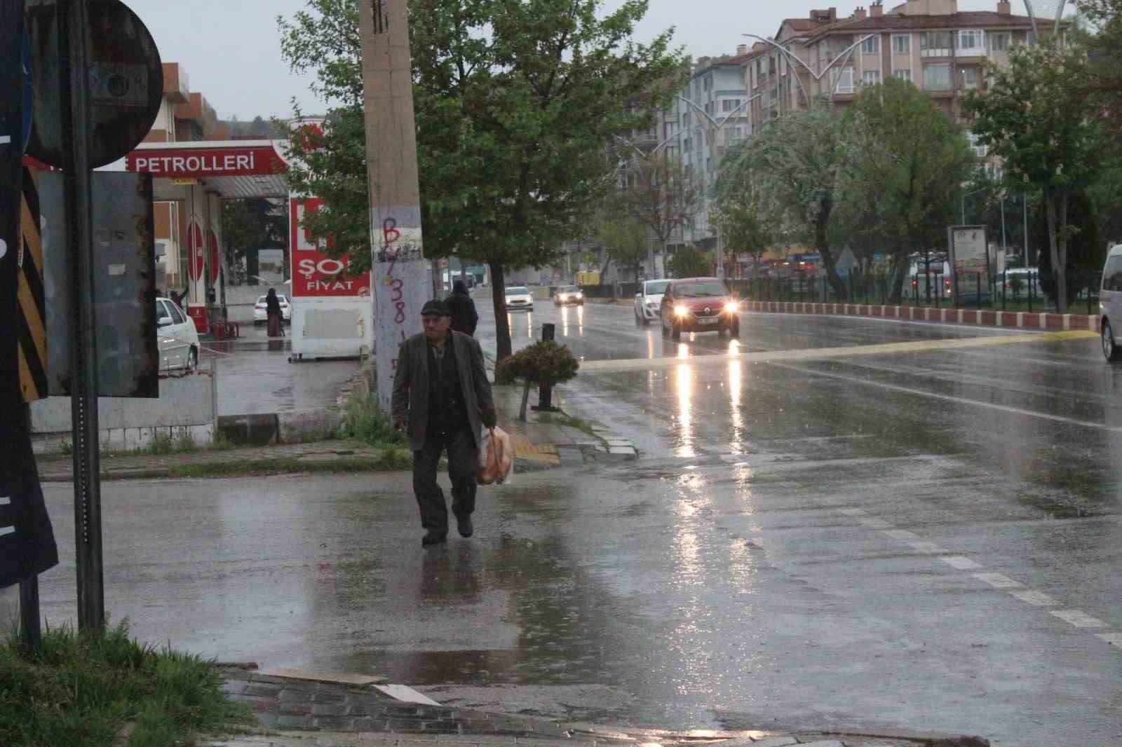 AFYONKARAHİSAR VALİLİĞİ’NDEN YAPILA AÇIKLAMADA GEÇTİĞİMİZ MAYIS AYINDA KENTTE METREKAREYE 204,3