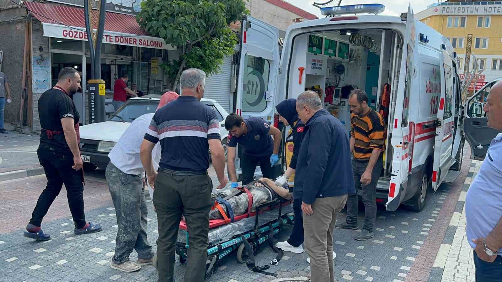 AFYONKARAHİSAR’IN BOLVADİN İLÇESİNDE BELEDİYE AİT İŞYERLERİNİN İNŞAAT ÇALIŞMASINDA GÖREVLİ OLAN