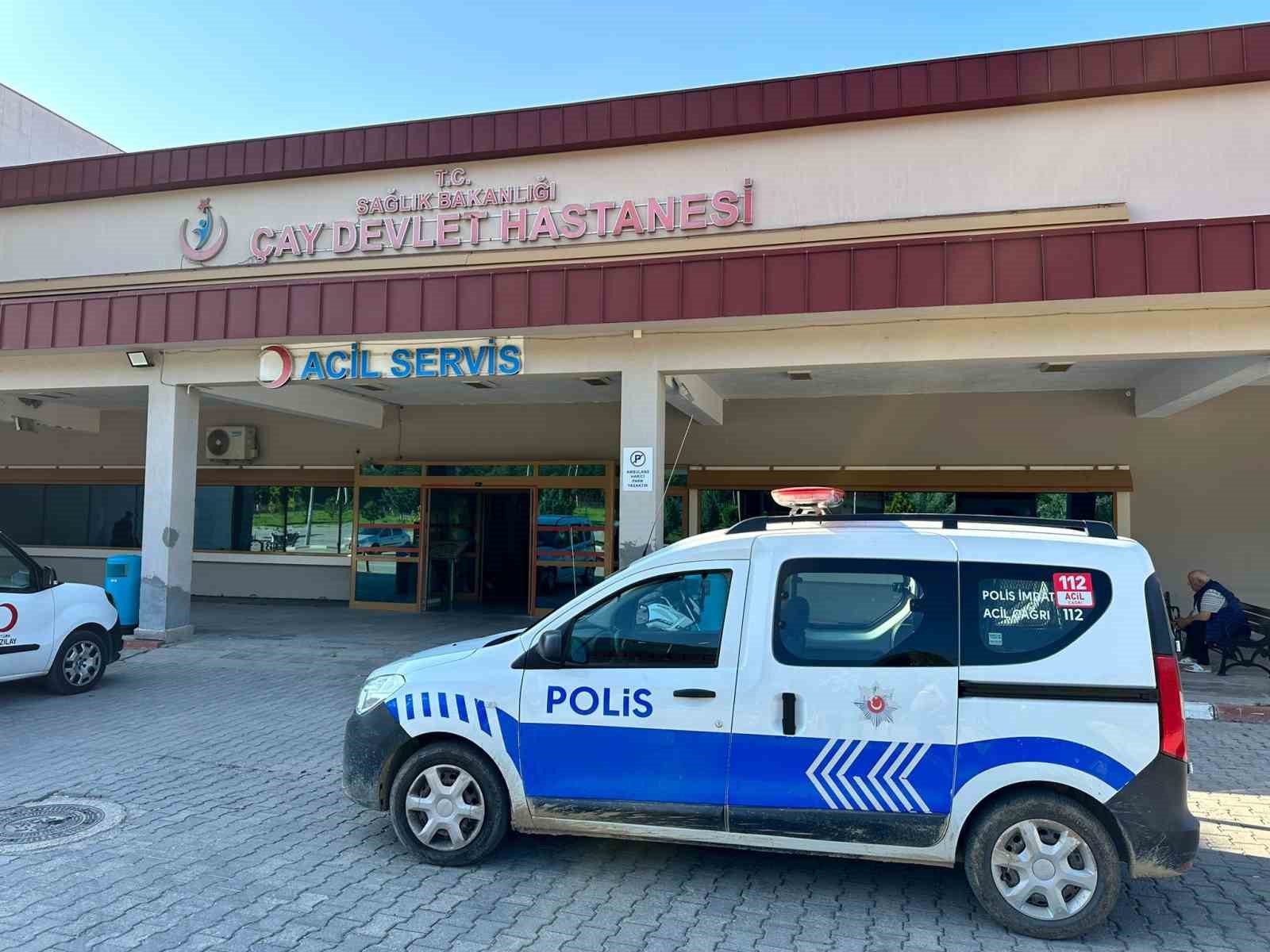 AFYONKARAHİSAR’IN ÇAY İLÇESİNDE ÇALIŞTIĞI İNŞAATIN 1’İNCİ KATINDAN DÜŞEN ÇOCUK YARALANDI.