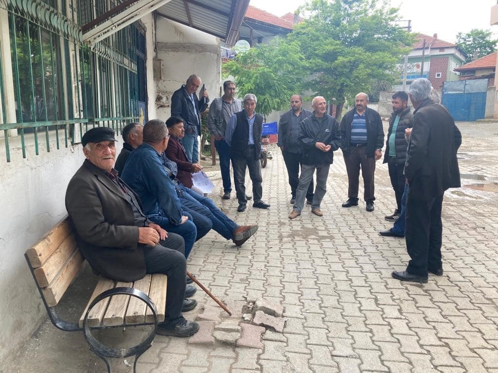 AFYONKARAHİSAR’DA SAĞANAK YAĞIŞLARIN MEVSİM NORMALLERİNİN ÜZERİNDE GÖRÜLMESİNİN ARDINDAN PATATES EKİM