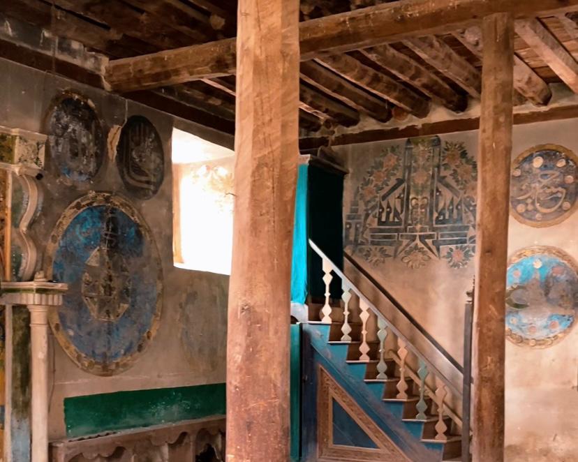   Afyonkarahisar’ın Merkez Küçükçobanlı köyünde tarihi cami kaderine terk edilerek