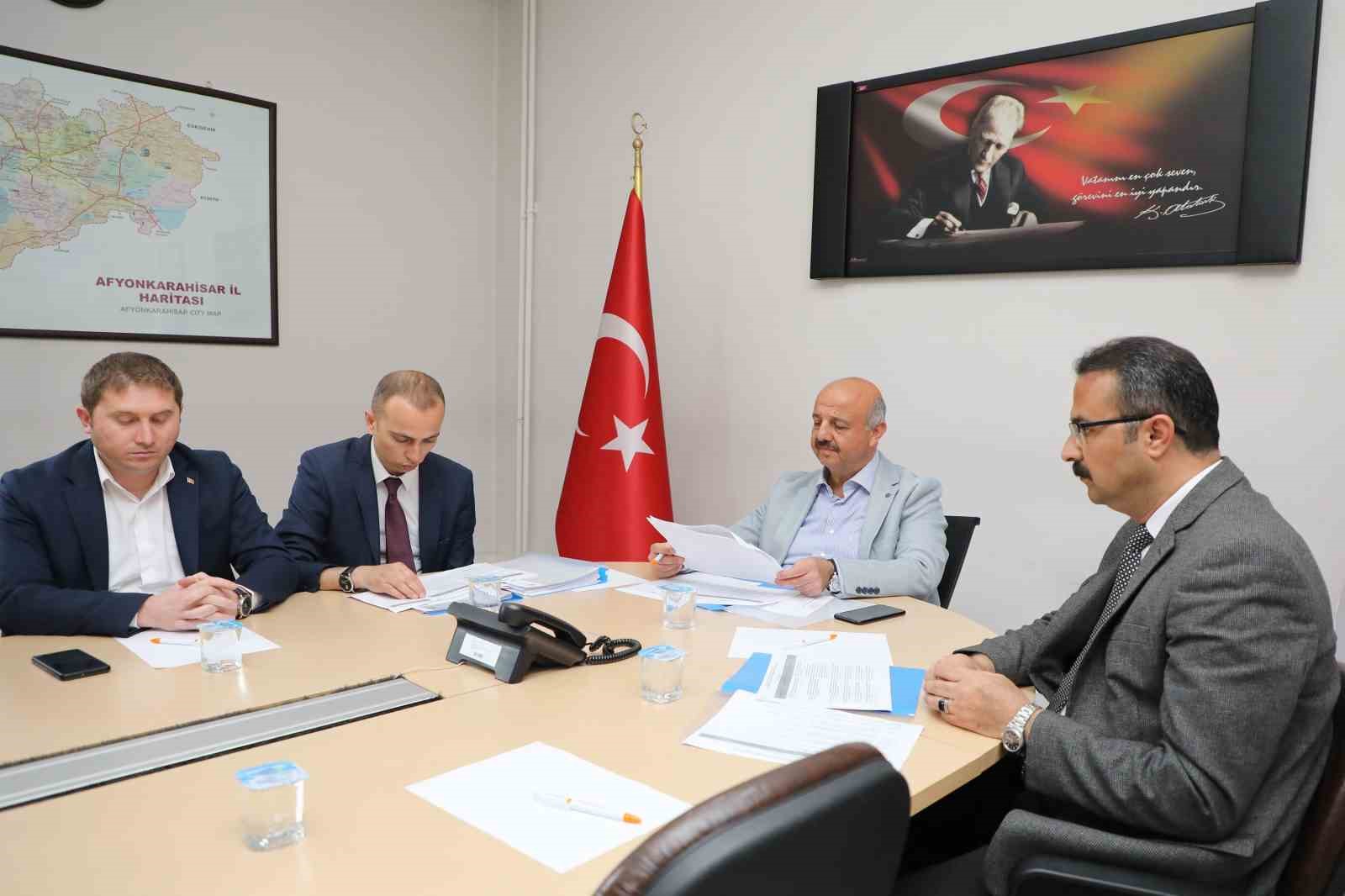 AFYONKARAHİSAR VALİLİĞİ HUKUK İŞLERİ ŞUBE MÜDÜRLÜĞÜ TARAFINDAN SEKRETARYA HİZMETLERİ YÜRÜTÜLEN