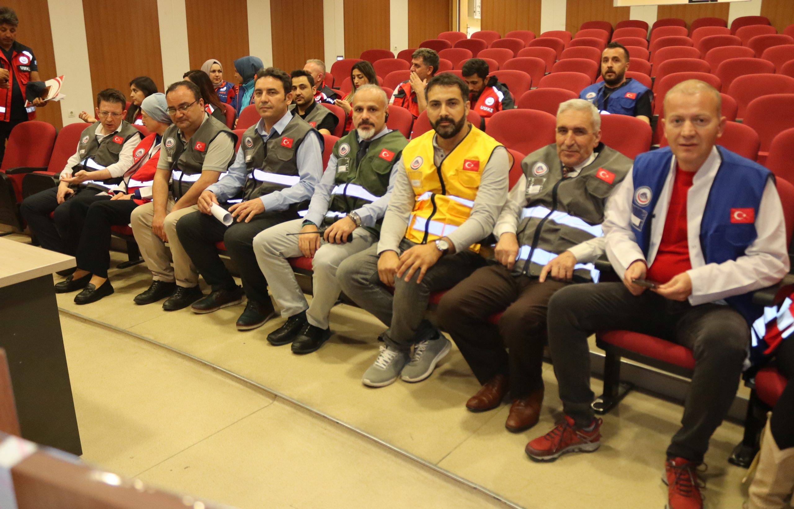   AFSÜ Sağlık Uygulama ve Araştırma Merkezinde, “Acil Durum ve