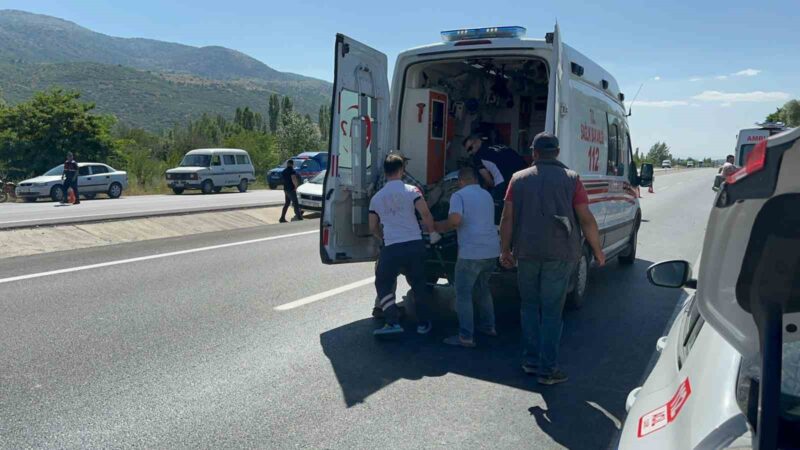 Afyonkarahisar‘ın Çay ilçesinde tarım işçilerini taşıyan minibüsün devrilmesiyle ilk belirlemelere