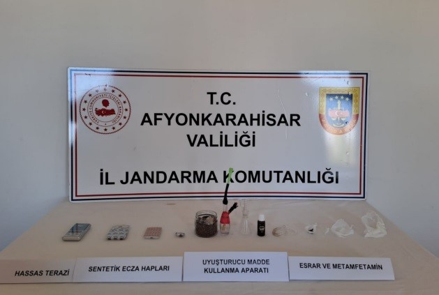 JANDARMADAN UYUŞTURUCU BASKINI, 1 KİŞİ GÖZALTINA ALINDI