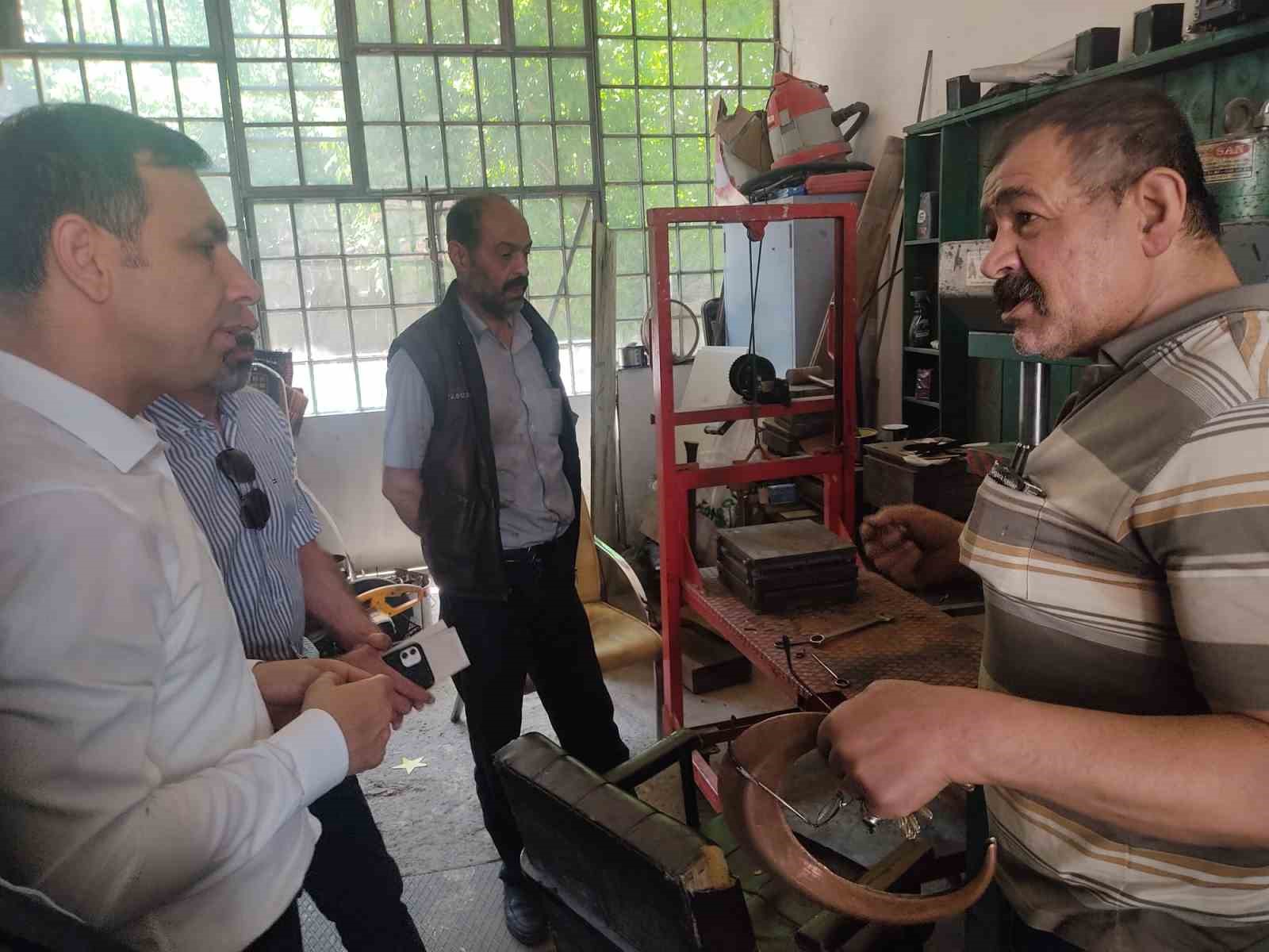 AFYONKARAHİSAR SANDIKLI KAYMAKAMI MEHMET SÜLÜN, İLÇE ÇARŞI ESNAFINA YÖNELİK GERÇEKLEŞTİRDİĞİ