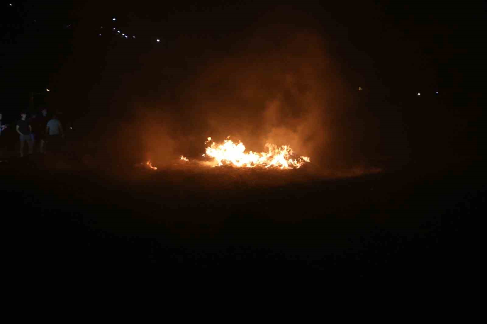 AFYONKARAHİSAR’IN SANDIKLI İLÇESİNDE KAPALI PAZAR YERİ YANINDA BULUNAN TARIM ARAZİSİNDE