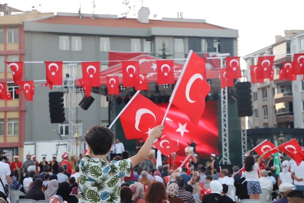 AFYONKARAHİSAR VALİSİ DOÇ. DR. KÜBRA GÜRAN YİĞİTBAŞI, 15 TEMMUZ’UN TARİHİN