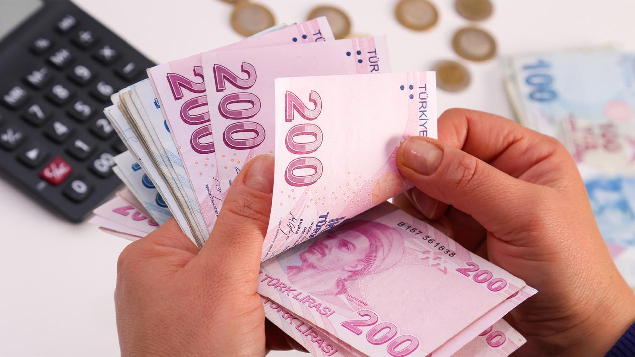 Yeni Sendika Afyonkarahisar İl Temsilcisi Osman Aktaş, memur zamlarıyla ilgili