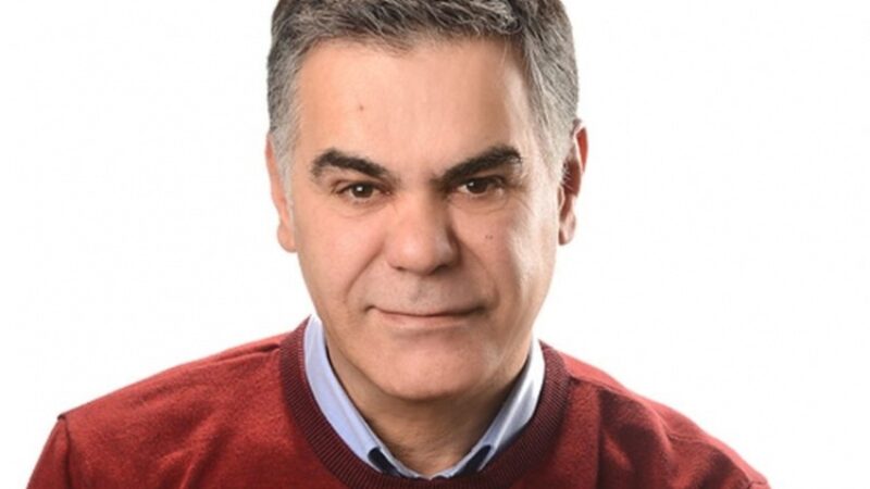 Bir süredir kanser hastalığıyla mücadele eden gazeteci Süleyman Özışık hayatını