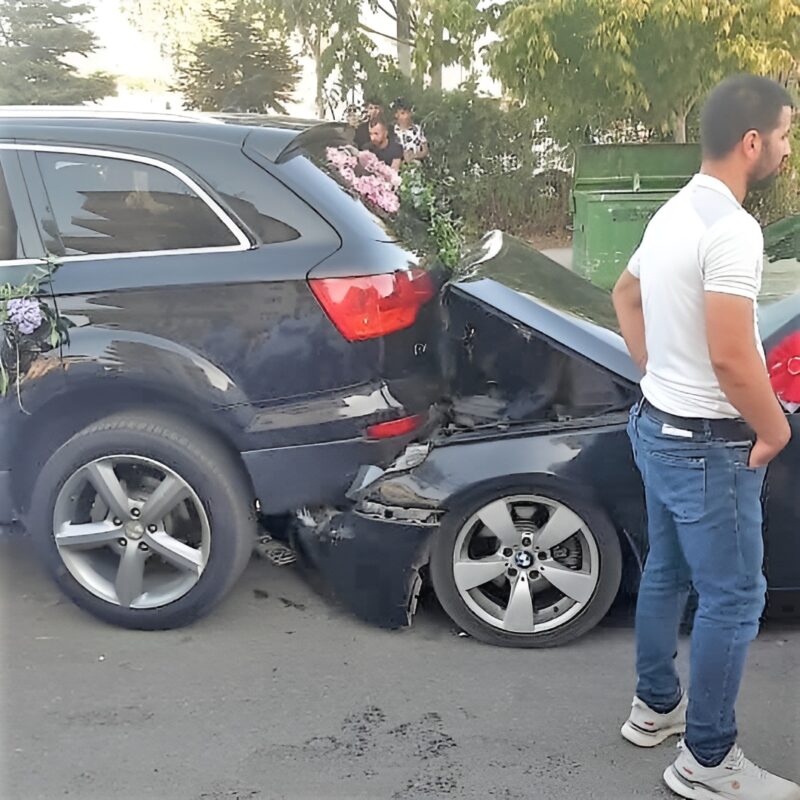 Denizli’de gelin alma sonrası şehir turuna çıkan düğün konvoyunda meydana