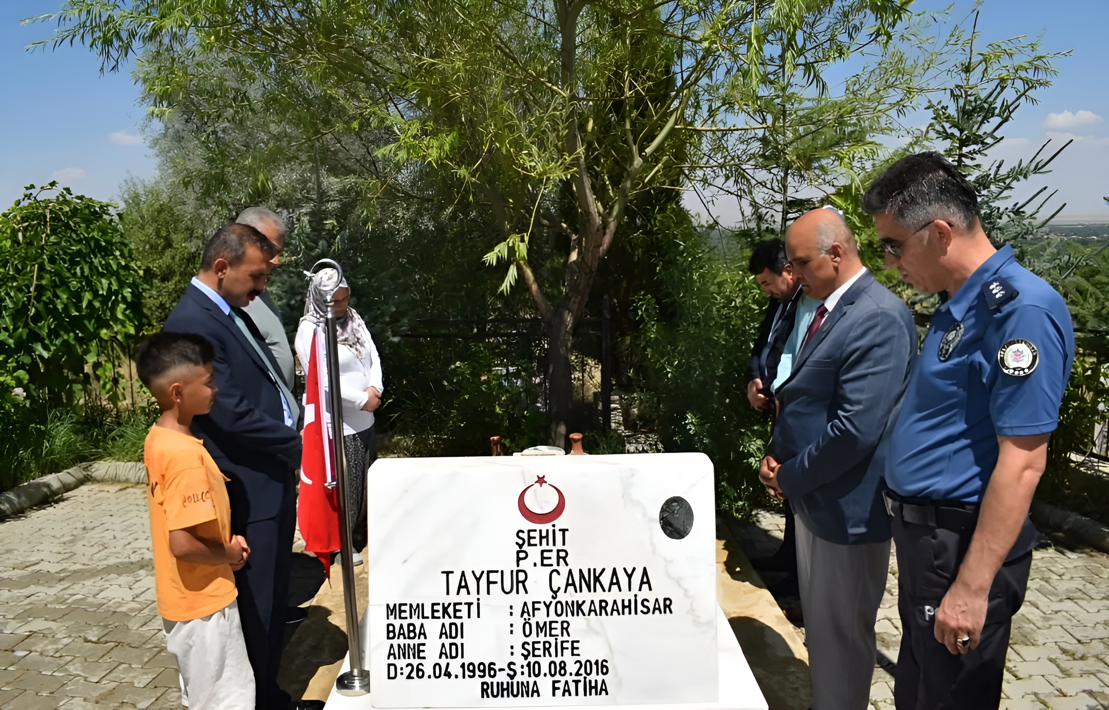 Afyonkarahisarlı şehit Piyade Er Tayfur Çankaya şahadetinin 6’ncı yılında mezarı