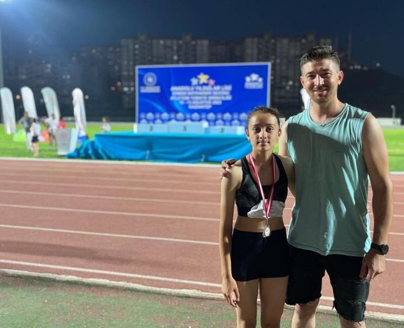 2023 Anadolu Yıldızlar Ligi Osman Bayrakdar sezonunda Gaziantep’te gerçekleştirilen Atletizm
