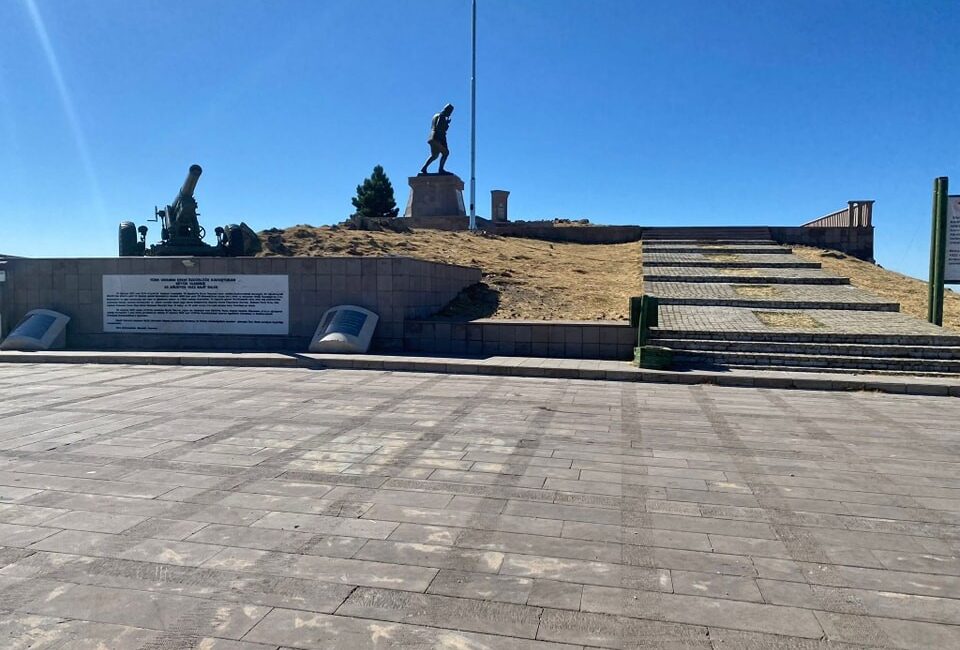 Afyonkarahisar’da Zafer Haftası’nın gerçekleştirileceği alanlarda tören hazırlıkları sürüyor. Doğa Koruma
