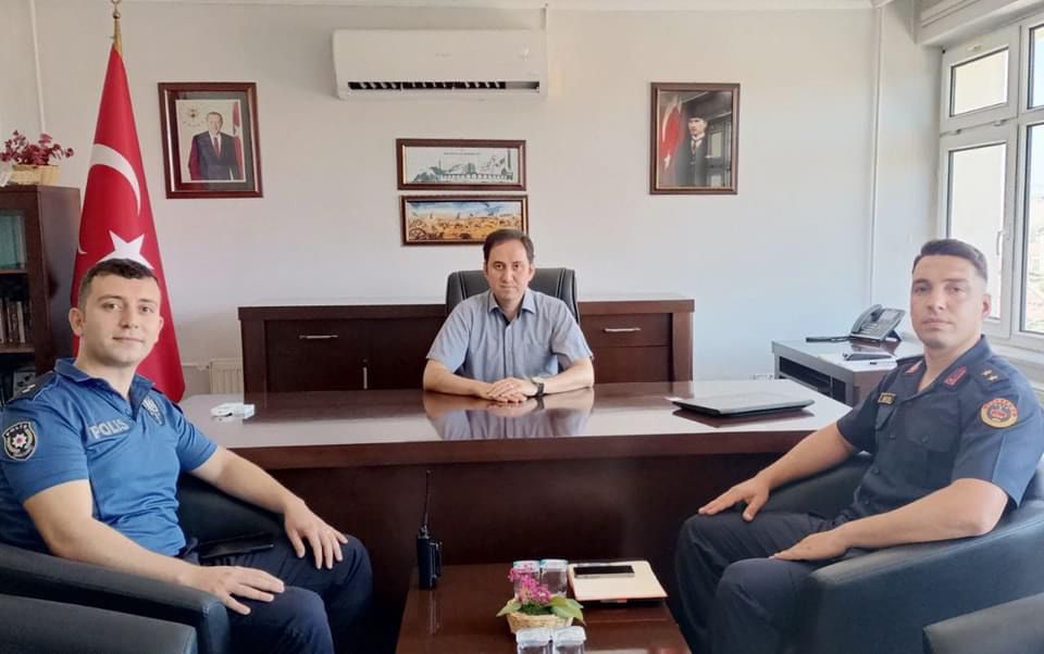 Afyonkarahisar’ın Bolvadin ilçesinde gerçekleştirilen asayiş toplantısında okulların açılacağı eylül ayında