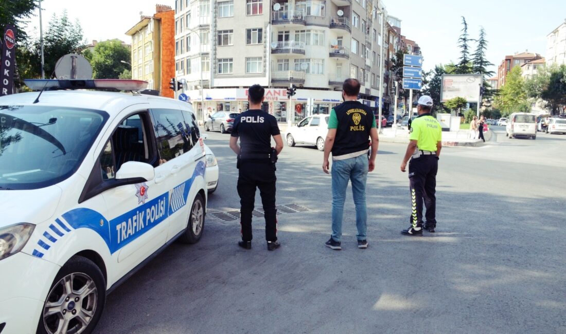 Afyonkarahisar’da polis tarafında gerçekleştirilen 3 günlük trafik ve asayiş denetiminde