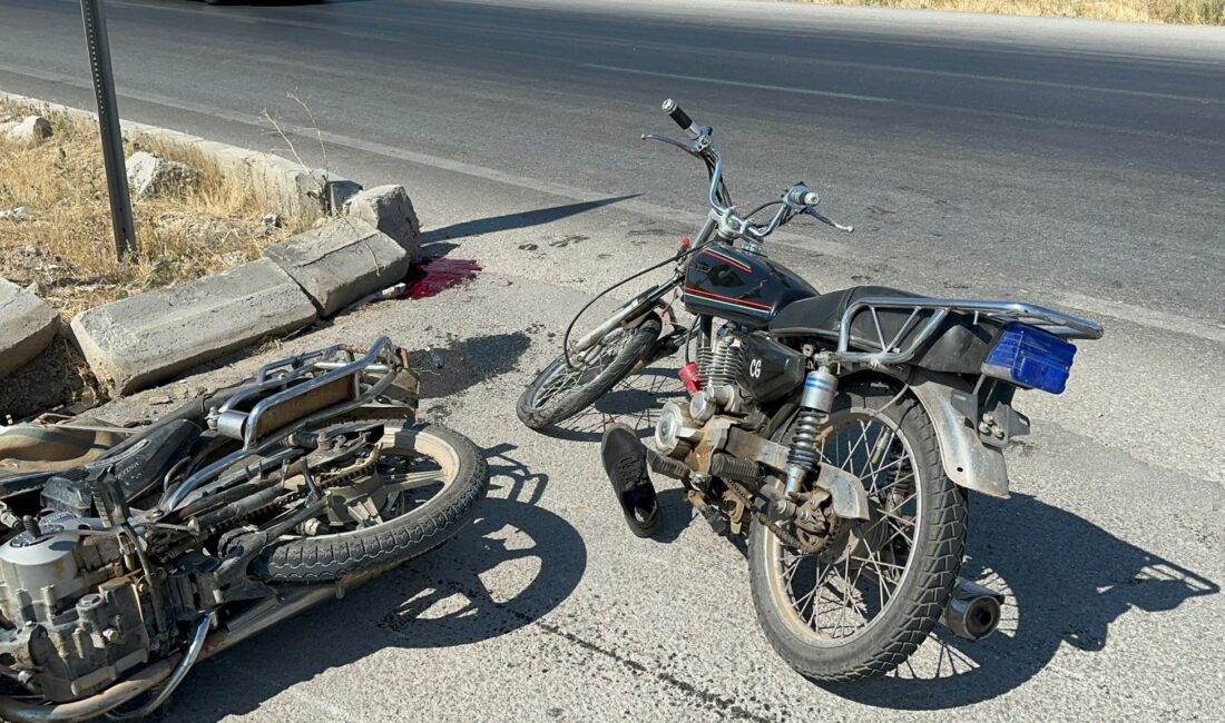 Afyonkarahisar’da iki motosikletin çarpışması sonucu yaşanan trafik kazasında 1 kişi