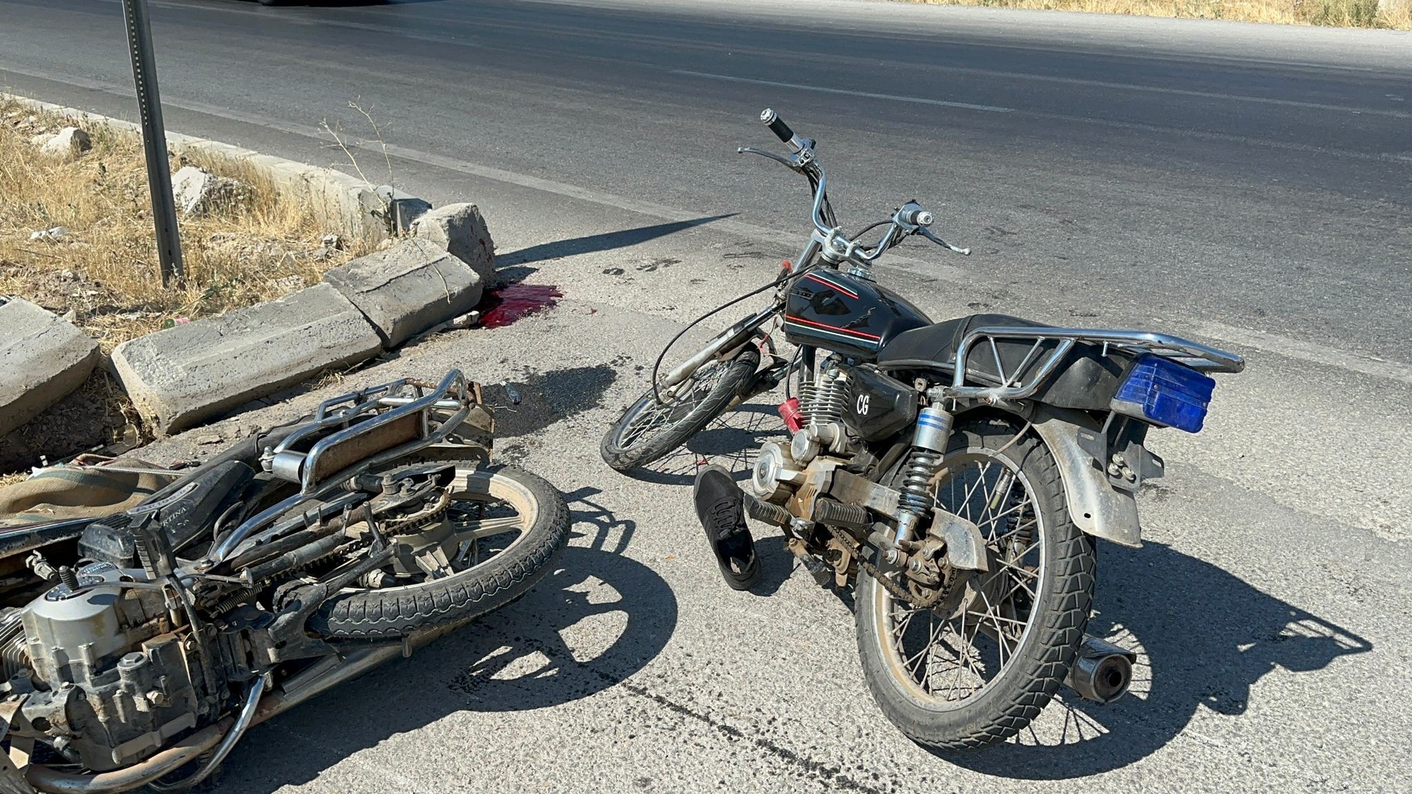 Afyonkarahisar’da iki motosikletin çarpışması sonucu yaşanan trafik kazasında 1 kişi