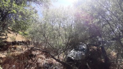 Adana’nın Tufanbeyli ilçesinde navigasyonun yanlış yönlendirmesi sonucu kullanılmayan yola giren