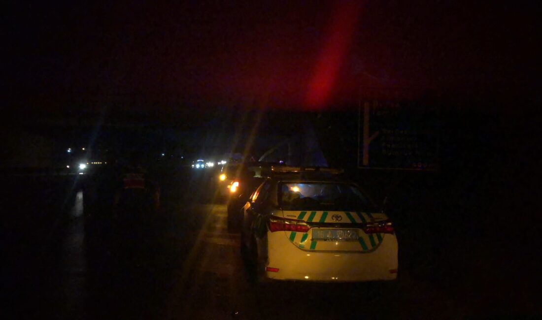 Bursa Gemlik serbest bölge otoyol girişinde meydana gelen trafik kazasına