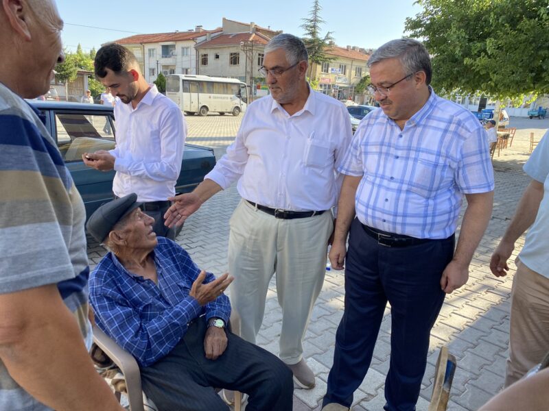   AK Parti Afyonkarahisar Milletvekili İbrahim Yurdunuseven Bolvadin’e çıkarma yaptı.