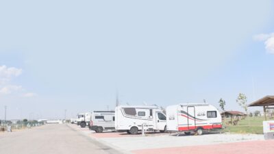 Afyonkarahisar’da bulunan Motor Sporları Merkezi, sportif yarışların yanı sıra karavan