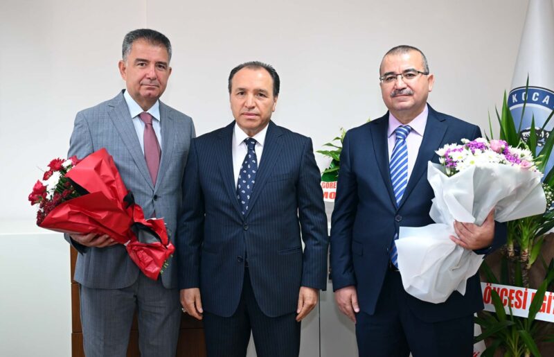 Afyon Kocatepe Üniversitesi (AKÜ) Eğitim Fakültesi Dekanlığı görevinde devir teslim