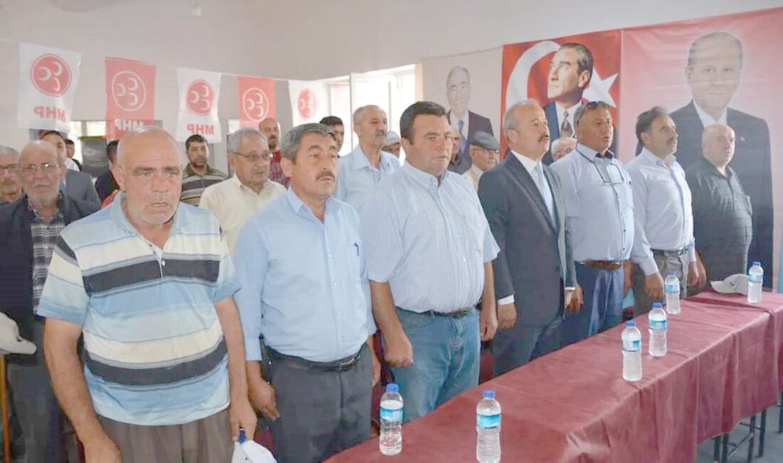Milliyetçi Hareket Partisi Afyonkarahisar teşkilatının 14. Olağan ilçe kongrelerinde konuşan