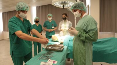 AFSÜ, öğrencilerin üniversite memnuniyetinin değerlendirildiği ulusal bir araştırma olan Türkiye