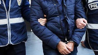 Afyonkarahisar’da jandarma tarafından gerçekleştirilen düzensiz göç ile mücadele denetiminde aranması