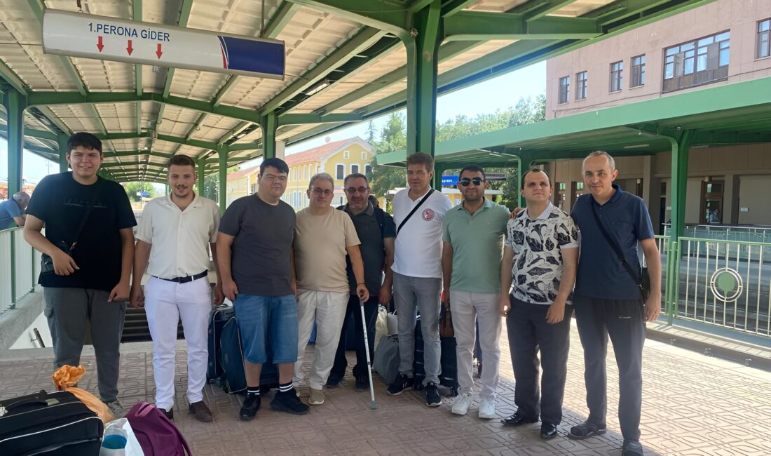 Görme Engelliler Satranç Şampiyonasında! Türkiye Görme Engeller Federasyonu’nun 2023 faaliyeti kapsamında Denizli ilinde düzenlenen