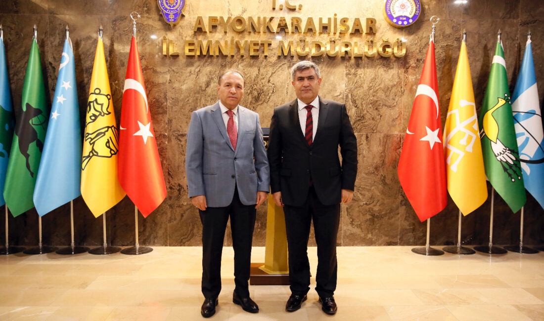 Afyon Kocatepe Üniversitesi (AKÜ) Rektörü Prof. Dr. Mehmet Karakaş, yeni
