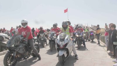 Afyonkarahisar’da, 30 Ağustos Zafer Bayramı ve Türk Silahlı Kuvvetleri Günü