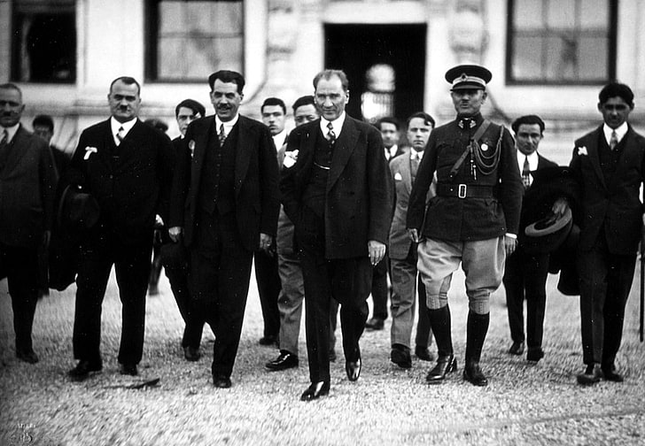 Ferhat Yüksel Yazdı! Türkiye Cumhuriyetimizin kurucusu Gazi Mustafa Kemal Atatürk’ün