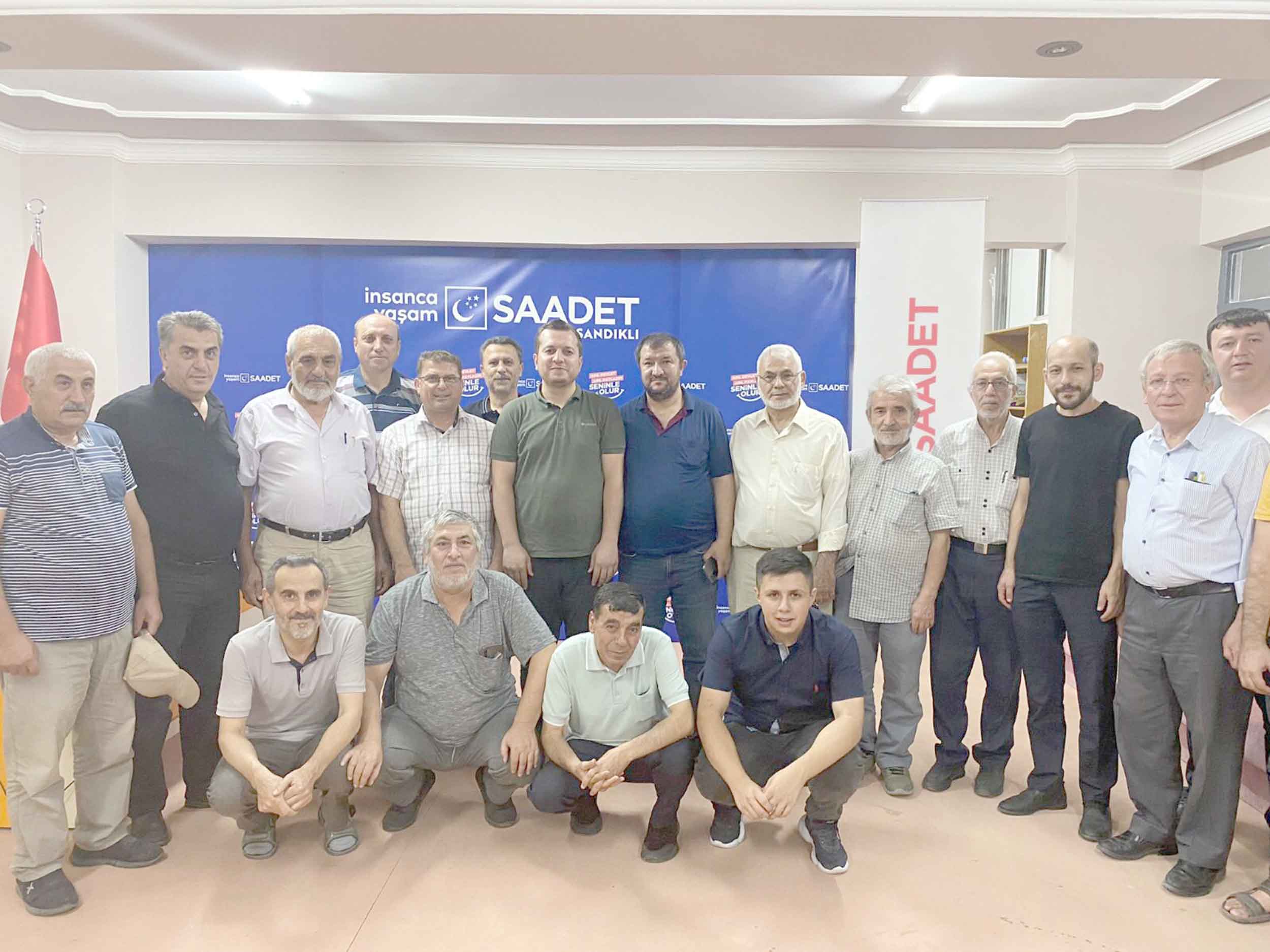 Sandıklı İlçe Teşkilatı’nın haftalık toplantısına katılan Saadet Partisi İl Başkanı