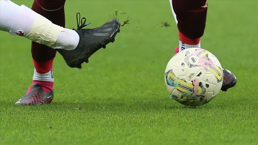 Alkan Kurt (Köşe Yazısı) Ülkemizi yurtdışında temsil eden Galatasaray, Fenerbahçe,