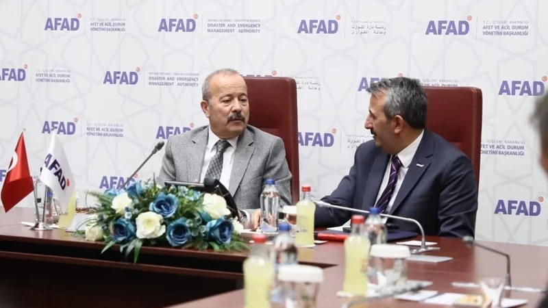 Afyonkarahisar’ın Şuhut ilçesine bağlı Paşacık Köyünde yaşayan vatandaşların yıllar süren