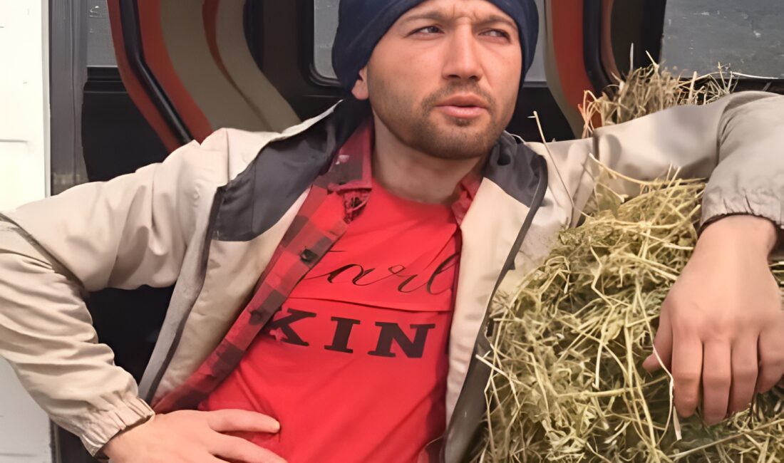 Afyonkarahisar’da, çalıştığı fabrikadaki makineden kaynaklanabilecek iş kazalarına dikkat çekmek için