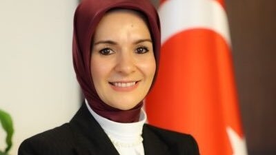 Aile ve Sosyal Hizmetler Bakanı Mahinur Özdemir Göktaş, Cuma Afyonkarahisar’da