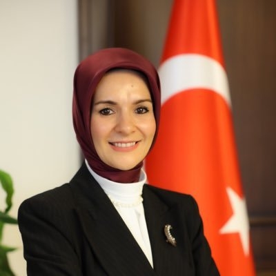 Bakan Göktaş Afyon’da! Aile ve Sosyal Hizmetler Bakanı Mahinur Özdemir Göktaş, Cuma Afyonkarahisar’da